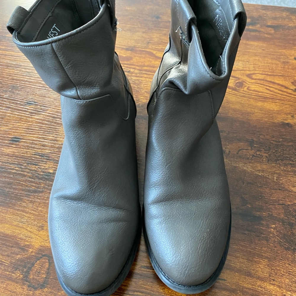 Grey Short Leather Boots